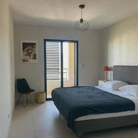 Spacieux 6 Personnes Sur Le Vieux Port